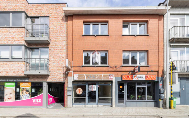 Gebouw voor gemengd gebruik te koop in Nijlen