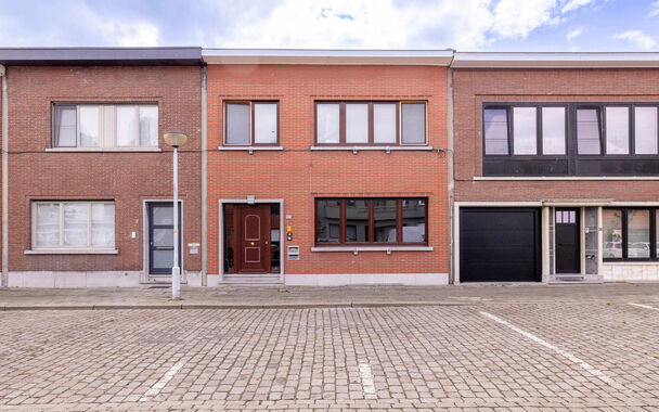 Gelijkvloerse verdieping te koop in Lier