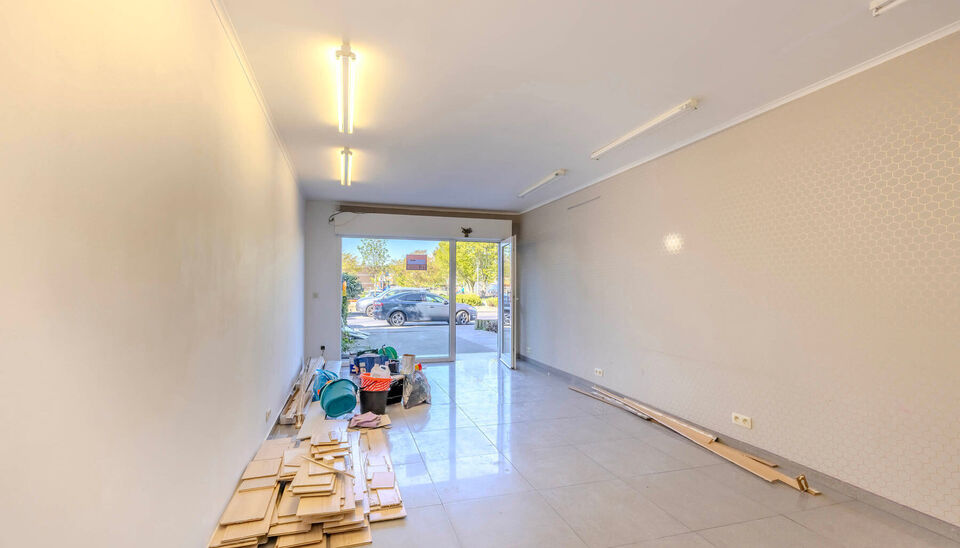 Gebouw voor gemengd gebruik te koop in Antwerpen Deurne
