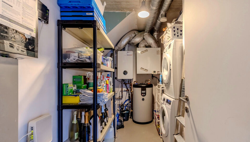 Gelijkvloerse verdieping te koop in Emblem