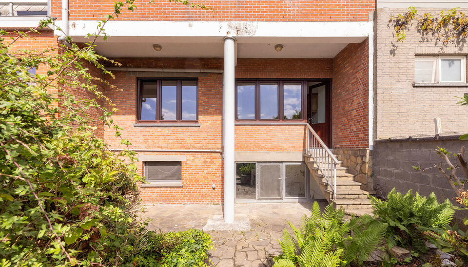 Gelijkvloerse verdieping te koop in Lier